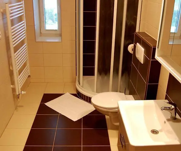 Jecminek Vendégház 3*